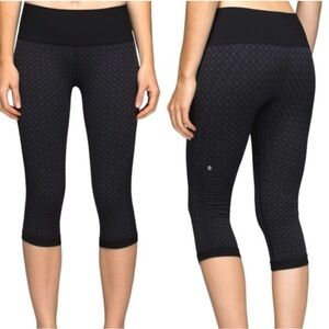 Lululemon In The Flow Crop Leggings Heathered Deep Coal Geometric